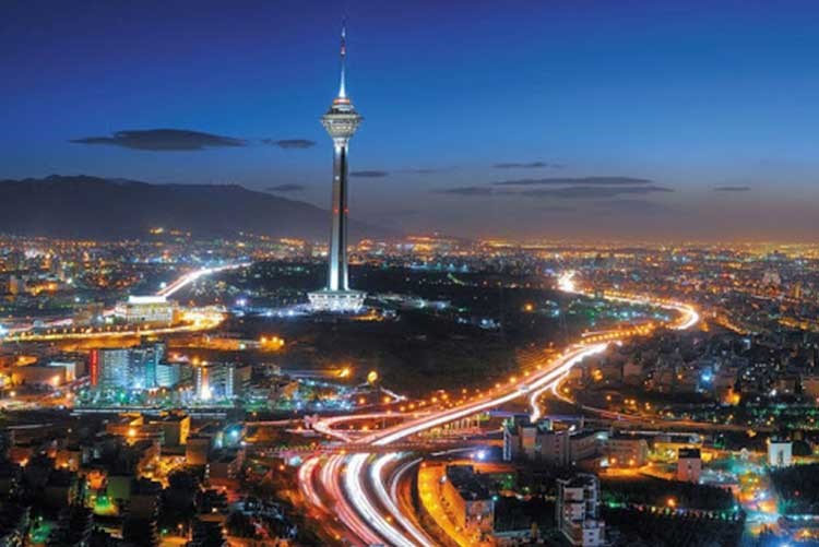 سفر به برج میلاد تهران